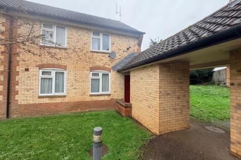 2 bedroom maisonette for sale