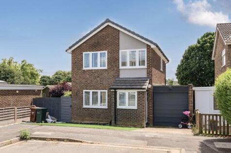 Dunlin Court, Banbury 3 bed detached house for sale