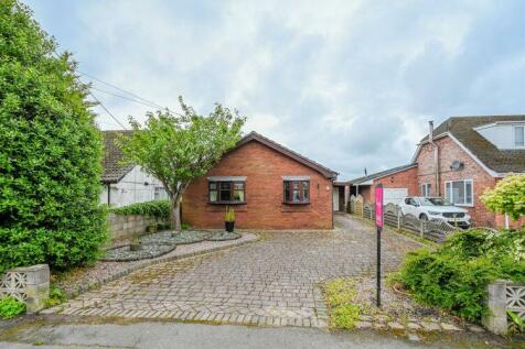 3 bedroom detached bungalow for sale