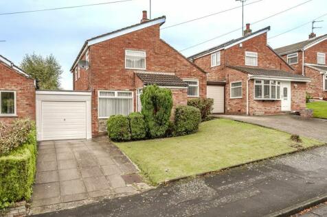 4 bedroom link detached house for sale