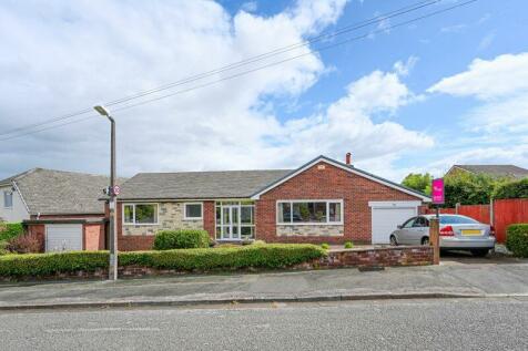 4 bedroom detached bungalow for sale