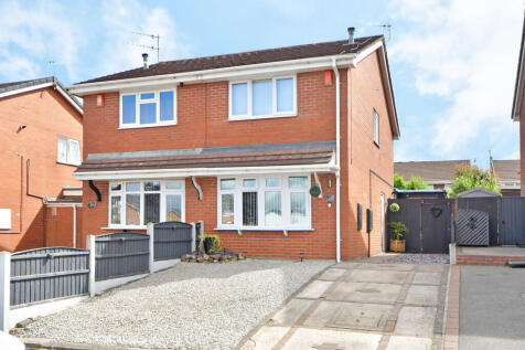 2 bedroom semi-detached house for sale