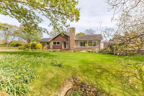 Longhoughton Road, Lesbury, Alnwick... 3 bed detached bungalow for sale