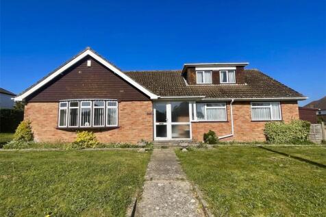 4 bedroom bungalow for sale