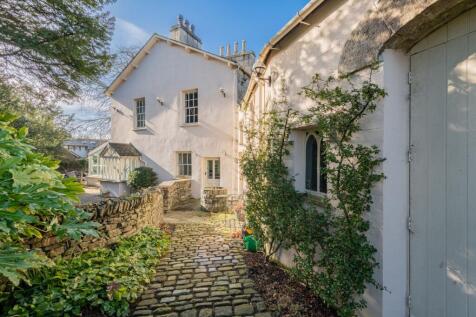 6 bedroom manor house for sale