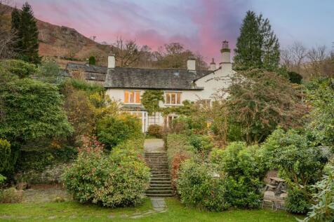 7 bedroom detached house for sale