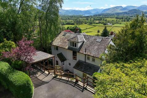 5 bedroom detached house for sale