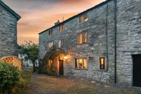 3 bedroom barn conversion for sale