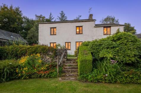 6 bedroom detached house for sale