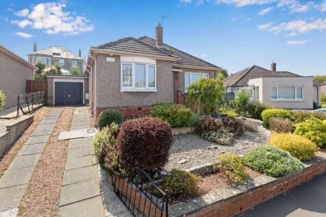 2 bedroom detached house for sale