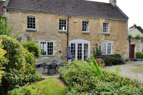 Castle Street, Calne 3 bed detached house for sale