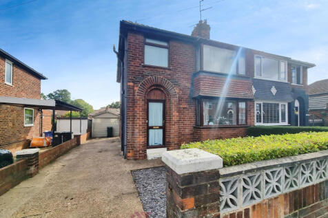 Scawthorpe Avenue, Doncaster DN5 3 bed semi