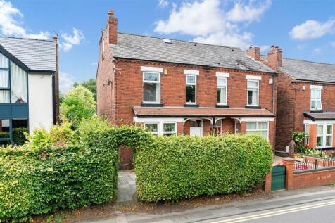 4 bedroom semi-detached house for sale