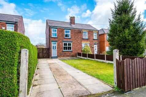 2 bedroom semi-detached house for sale