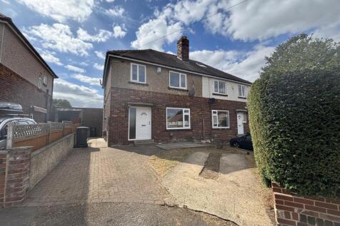 4 bedroom semi-detached house for sale