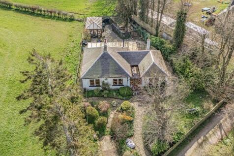 Stonehouse, Larkhall ML9 2 bed detached bungalow for sale