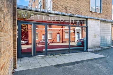 1 bedroom flat for sale