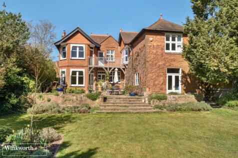 Cliddesden Road, Basingstoke... 6 bed detached house for sale