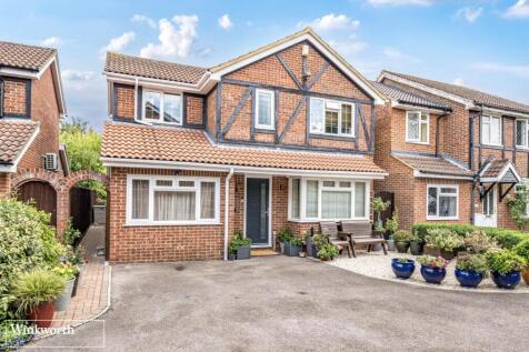 St. Nicholas Court, Basingstoke... 4 bed detached house for sale