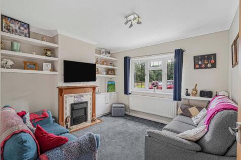 Passfield Common, Passfield, Liphook... 3 bed semi