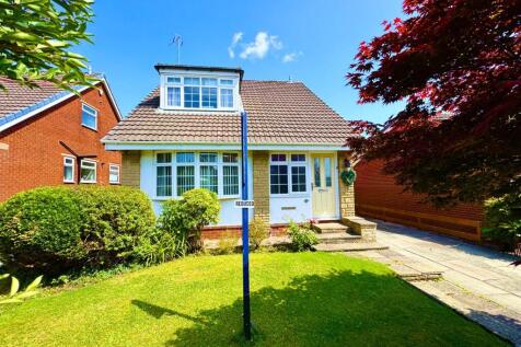 Heyes Grove, St Helens 3 bed detached house for sale
