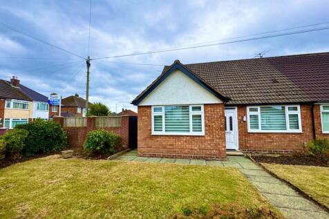 2 bedroom semi-detached house for sale