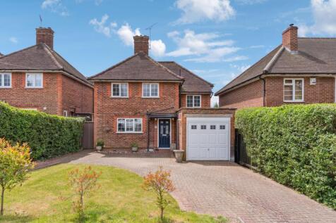 3 bedroom detached house for sale