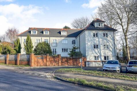 Blackbridge Lane, Horsham, RH12 2 bed flat for sale