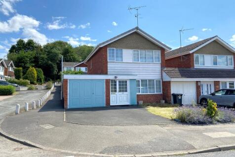 Tennyson Way, Kidderminster, DY10 3 bed link detached house for sale
