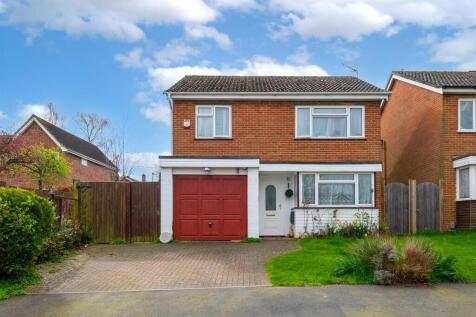 Beaumonts, Redhill 3 bed detached house for sale