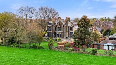 7 bedroom detached house for sale
