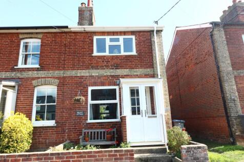 2 bedroom end of terrace house for sale