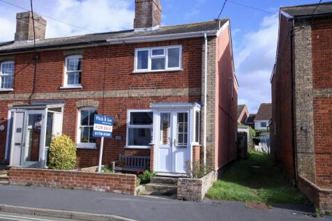 2 bedroom end of terrace house for sale