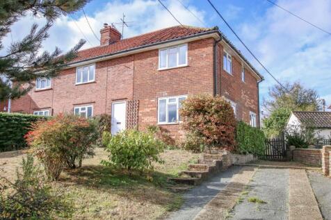 4 bedroom semi-detached house for sale