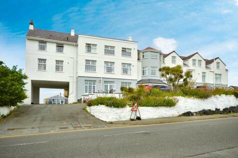 Lon St Ffraid, Holyhead LL65 3 bed apartment for sale