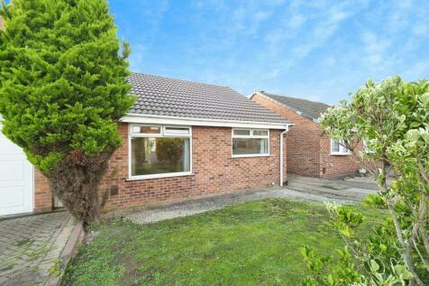 2 bedroom detached bungalow for sale