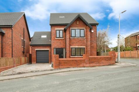 5 bedroom detached house for sale