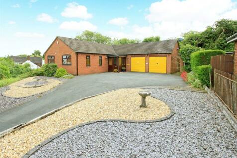 Broadway, Ketley 3 bed detached house for sale