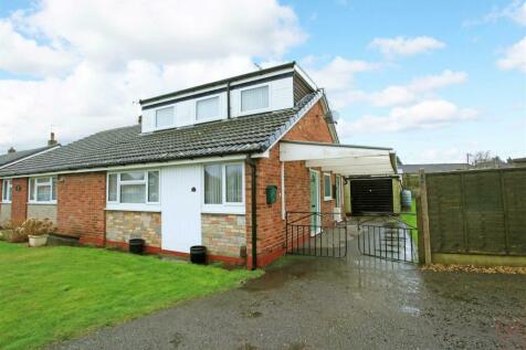 4 bedroom semi-detached bungalow for sale