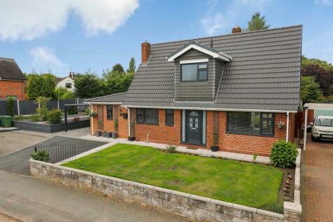 2 bedroom detached house for sale