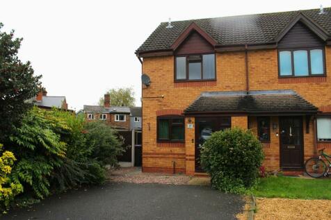 2 bedroom semi-detached house for sale