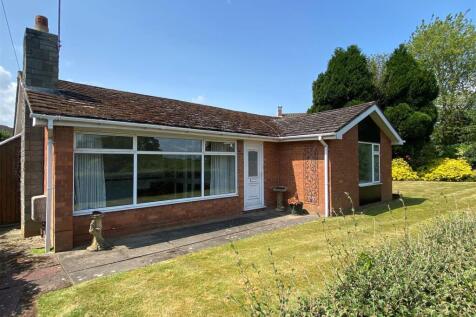 Mentone Crescent, Edgmond 3 bed detached bungalow for sale