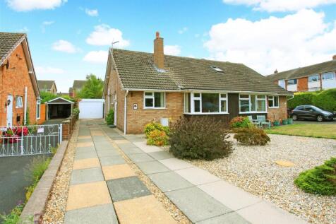 2 bedroom semi-detached bungalow for sale