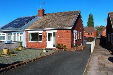 3 bedroom semi-detached bungalow for sale
