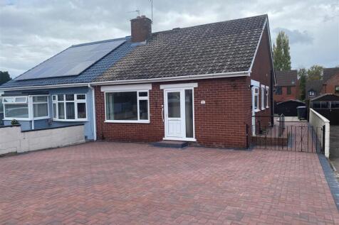 2 bedroom semi-detached bungalow for sale