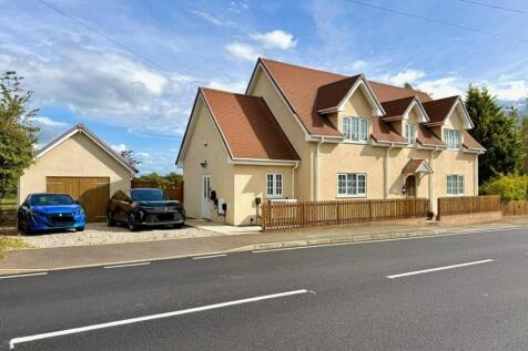Wood Lane, Hinstock 4 bed detached house for sale