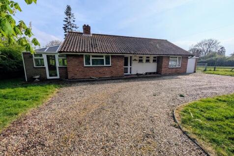 3 bedroom detached bungalow for sale