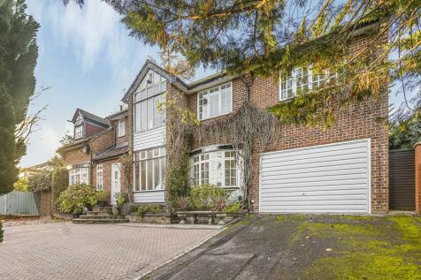 5 bedroom detached house for sale