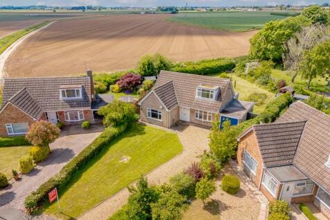 Reynolds Gardens, Moulton, Spalding... 3 bed chalet for sale