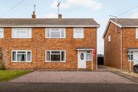 Huberts Close, Gedney Hill, Spalding... 3 bed semi